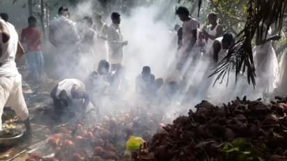 Purulia Puja:নিস্তব্ধ জঙ্গলে নিষিদ্ধ মহিলাদের প্রবেশ, মারামবুরুর পুজোর অজানা ইতিহাস