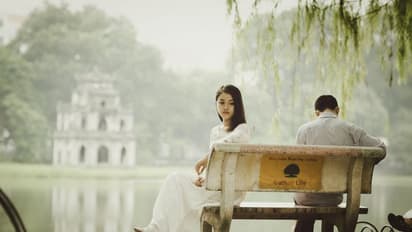 ব্রেকআপ করতে চলেছেন, এই কয়টি বিষয় ভাবনা-চিন্তা করে তবেই সিদ্ধান্ত নেবেন