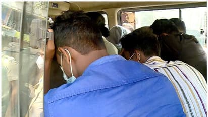 ബലമായി യുവതിക്കൊപ്പം ചേർത്തുനിർത്തി ചിത്രങ്ങളെടുക്കും, പിന്നീട് ഭീഷണി; മലപ്പുറത്ത് ഹണിട്രാപ്പ് സംഘം പിടിയിൽ