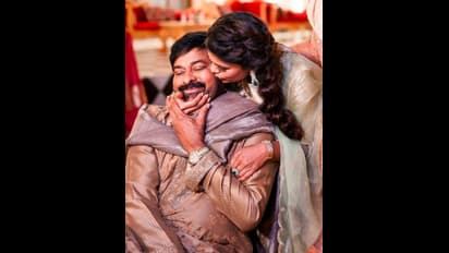 చిన్న కుమార్తె శ్రీజకి కాస్ట్లీ గిఫ్ట్ ఇచ్చిన చిరంజీవి.. రెమ్యునరేషన్ తో అంత పని చేశారా ?