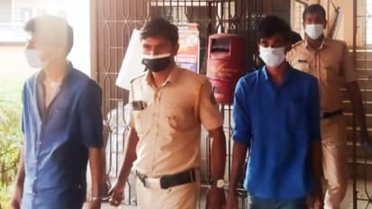 പെട്രോൾ തീർന്ന് ഉപേക്ഷിച്ച നിലയിൽ ബൈക്ക്, മോഷ്ടാക്കൾ പിടിയിൽ