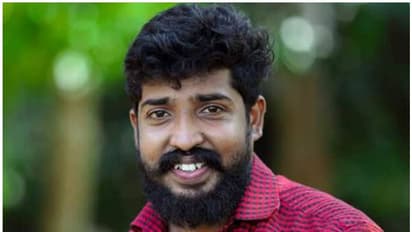 പൊളിറ്റിക്കല് കറക്ട്നസിലൂടെ സോഷ്യല്മീഡിയയില് തിളങ്ങി; ഒടുവില് ശ്രീകാന്ത് വെട്ടിയാര് ബലാത്സംഗക്കേസ് പ്രതി