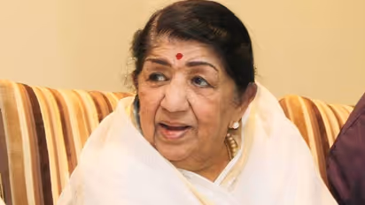 Lata Mangeshkar : 'ഡോക്ടർ പറഞ്ഞാൽ വീട്ടിലേക്ക്'; ലതാ മങ്കേഷ്കറിന്റെ ആരോഗ്യനില തൃപ്തികരം