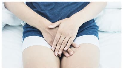 Vaginal Dryness: செக்ஸின் போது பெண்ணுறுப்பில் அடிக்கடி வறட்சி ஏற்படுதா...? மகப்பேறு மருத்துவர் விளக்கம்...