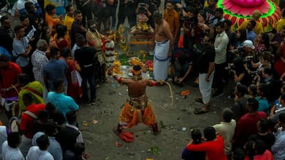 Thaipusam festival: বিদেশের মাটিতে পালিত হল 'থাইপুসম', জানেন কি এই হিন্দু উৎসব সম্পর্কে