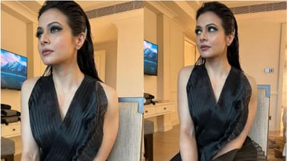 লো নেক গাউনে বোল্ড অবতারে কোয়েল, টলি ডিভার হট লুকে উষ্ণতার পারদ তুঙ্গে