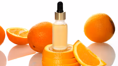 ঘরেই তৈরি করে নিন ভিটামিন সি ফেস সিরাম, জেনে নিন এর উপকারিতা