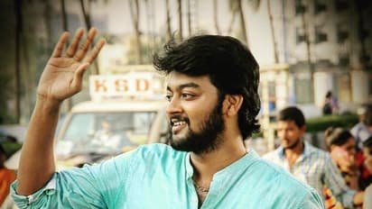 விஜய்காக ..சிறு வயதிலிருந்து பிக்பாஸ் ராஜு சேர்த்த பொக்கிஷம்...அவரை பார்த்து தளபதி என்ன சொன்னார் தெரியுமா?..