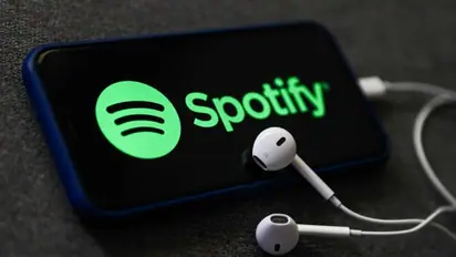 Spotify to slow its recruiting by 25% due to economic uncertainty