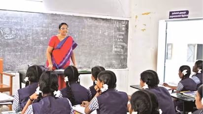 சிபிஎஸ்இ-யில் சேர்க்க என்ன வயது தகுதி? மாநில அரசு பள்ளி தகுதிகள் என்ன?