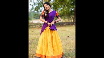 SakshiAgarawal new look : அட..நேற்று இல்லாத மாற்றம்..தாவணிக்கு மாறிய சாக்ஷி அகர்வால்.. இருந்தும் ஹாட் குறையல