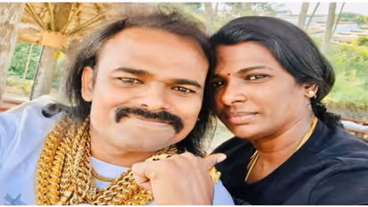 "ஹரி நாடார் ஒரு ....., நிறைய பெண்களுடன் தொடர்பில் இருக்கார்" ..??  மனைவிக்கே போன்போட்ட காதலி மஞ்சு.