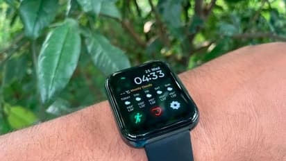 జాగింగ్ లో గుండెపోటు.. కంపెనీ సీఈవో ప్రాణం కాపాడిన స్మార్ట్వాచ్..