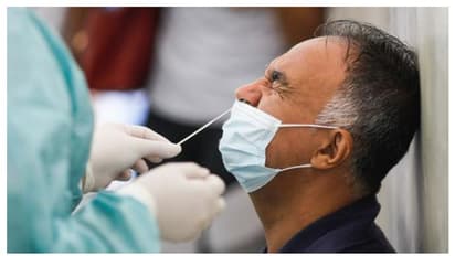 India logs 3.06 lakh new COVID-19 cases, positivity rate up from  17.18% to 20.75%