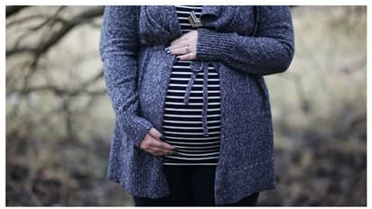 Covid: தொற்றுநோய்க்கு மத்தியில் குழந்தையைப் பெற்றெடுப்பது சிறந்ததா? மகப்பேறு மருத்துவர்கள் அட்வைஸ்...