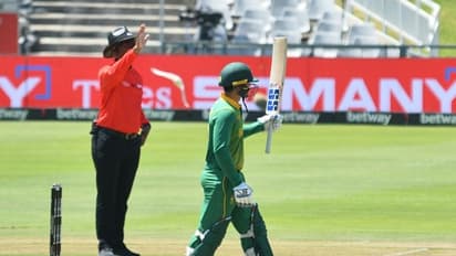 India vs South Africa: குயிண்டன் டி காக் அபார சதம்! டி காக் - டசன் ஜோடியை பிரிக்க முடியாமல் திணறும் இந்திய அணி