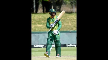 IND vs SA 2021-22, 3rd ODI: De Kock's 17th century puts Proteas on top after shaky start, netizens applaud