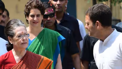 CWC Meeting:  ಸೋನಿಯಾ ಪದತ್ಯಾಗ ಇಂಗಿತ, ಕಾಂಗ್ರೆಸ್ ಮುಂದಿನ ನಡೆ ಏನು!?