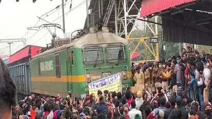 Bihar के राजेंद्र टर्मिनल पर छात्रों का बवाल, समझाने का भी असर नहीं, पुलिस लाइन से मंगानी पड़ी फोर्स,जानें कारण