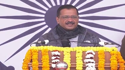 ఇకపై ప్రభుత్వ కార్యాలయాల్లో అంబేద్కర్, భగత్ సింగ్ల ఫొటోలు మాత్రమే ఉంటాయి: కేజ్రీవాల్ సంచలన నిర్ణయం