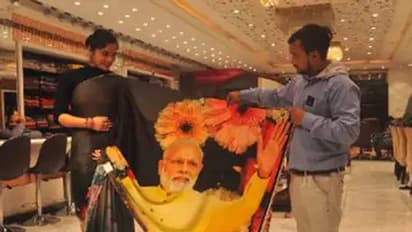 சேலைகளில் மோடி- யோகி.. 2 லட்சம் புடவைகள் ரெடி.. பெண்களை கவர பக்காவாக பிளான் போட்ட பாஜக.