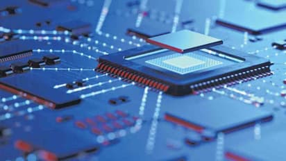 তেলের মত গুরুত্বপূর্ণ চিপের উৎপাদনে আত্মনির্ভর হওয়া উচিত ভারতের, মত অশ্বিনী বৈষ্ণবের