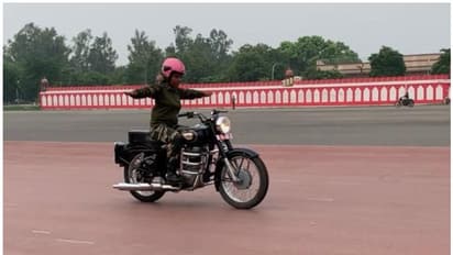 Republic Day Parade: സീമ ഭവാനി ബൈക്കർ സംഘത്തിലെ മലയാളി കരുത്ത്