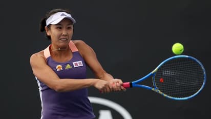 Australian Open 2022: Ban over Peng Shuai t-shirt reversed following fan backlash