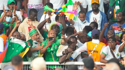 ಫುಟ್ಬಾಲ್ ಕ್ರೀಡಾಂಗಣಕ್ಕೆ ನುಗ್ಗುವಾಗ ಭೀಕರ ಕಾಲ್ತುಳಿತ: 8 ಮಂದಿ ದುರ್ಮರಣ..!