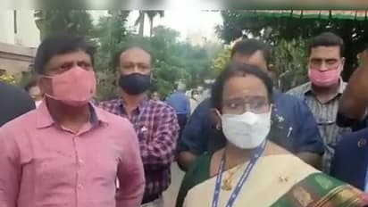 தமிழ்த்தாய் வாழ்த்து அவமதிப்பு..? நீதிமன்றமே சொல்லிருக்கு திமிறாக சொன்ன அதிகாரி ?.. என்ன நடந்தது..?