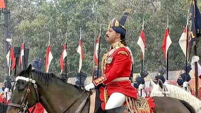 19 വര്‍ഷത്തെ സേവനം അവസാനിച്ചു; രാഷ്ട്രപതിയുടെ അശ്വാരൂഢ സംഘത്തില്‍ ഇനി വിരാട് ഇല്ല