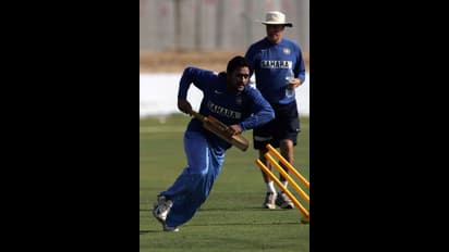 Greg Chappell hails MS Dhoni as "one of the sharpest cricket minds"