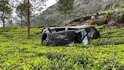 മൂന്നാറിൽ വാഹനം 150 അടി താഴ്ചയിലേക്ക് മറിഞ്ഞ് ഗുരുവായൂർ സ്വദേശിക്ക് ദാരുണാന്ത്യം
