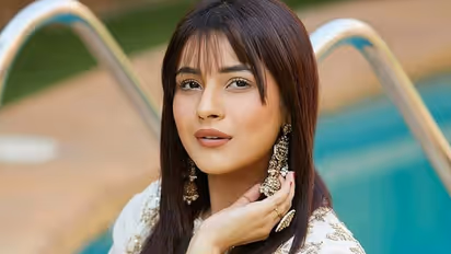 'ನಕಲಿ' ಇನ್ಸ್ಟಾ ಖಾತೆಯಿಂದ ಸಲ್ಮಾನ್ ಖಾನ್ ಫಾಲೋ ಮಾಡಿ ಸಿಕ್ಕಿಬಿದ್ದ  ಶೆಹನಾಜ್ ಗಿಲ್ 