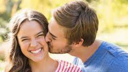 Hormones: ஹெபியோ ஹெப்பி..! உங்களை மகிழ்ச்சியாக வைத்திருக்க உதவும் 4 ஹார்மோன்கள்! எப்போது சுரக்கும் தெரியுமா?