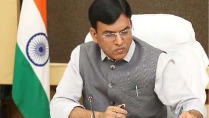 Medicine Price Hike: അവശ്യ മരുന്നുകളുടെ വില നിയന്ത്രിക്കുന്നത് സർക്കാർ അല്ല; കേന്ദ്ര ആരോ​ഗ്യമന്ത്രി