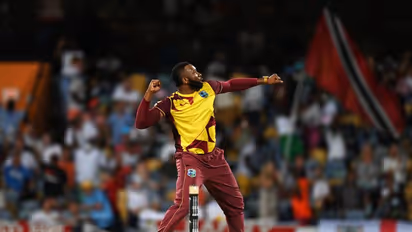 Kieron Pollard: పొలార్డ్ నిర్ణయంపై నిరాశ వ్యక్తం చేస్తున్న విండీస్ క్రికెటర్లు.. కేకేఆర్ స్పిన్నర్ స్పందనిదే..