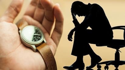 Life Management: घड़ी गुम हो जाने पर व्यक्ति बहुत परेशान हो गया, एक बच्चे ने आसानी से ढूंढ लिया उसे…जानिए कैसे?