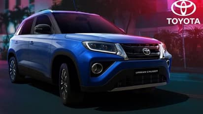 அசத்தல் விற்பனை - புது மைல்கல் எட்டிய கார்கள் - மகிழ்ச்சியில் டொயோட்டா