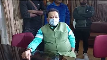 'দিকভ্রষ্ট হয়ে বিজেপিতে গিয়েছিলাম', তৃণমূলে যোগদান নিয়ে বৈঠকের পর বললেন 'ঘরের ছেলে' জয়