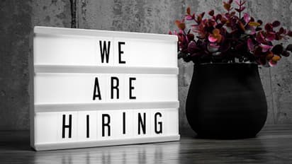 Job Alert: BSNL में डिप्लोमा अप्रेंटिस पदों की निकली भर्ती, जानें कौन कर सकता है अप्लाई, कितनी मिलेगी सैलरी