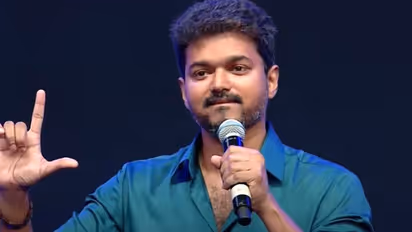 ரஜினி கேட்ட அதே 'ஆட்டோ' சின்னத்தை விஜய் கேட்டது ஏன்..? பீஸ்ட் மோடில் 'தளபதி விஜய்...'