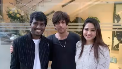 பாலிவுட் சென்ற அட்லீ..ஷாருக்கான் கூட்டணி..என்ன டைட்டில் தெரியுமா?