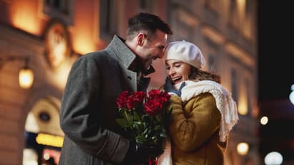 Love life of February Month: প্রেমের মাস চুটিয়ে উপভোগ করতে চলেছে এই ৪ রাশি