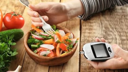 Diabetes Diet: പ്രമേഹ രോഗികള്ക്ക് കഴിക്കാം ഈ പത്ത് ഭക്ഷണങ്ങള്...