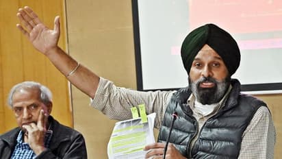 पंजाब में मतदान के बीच बिक्रम मजीठिया बोले- चुनाव बाद हाथ मिला सकते हैं अकाली दल-भाजपा, जानें क्या हैं मायने?