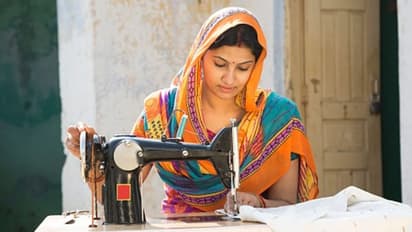 Budget 2022: डायमंड ज्वेलरी पसंद करने वाली महिलाओं को खास तोहफा, पोषण स्कीम्स को रिफार्म्स कर किया जाएगा लांच