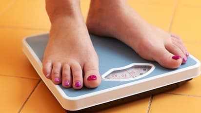 weight loss: తొందరగా బరువు తగ్గాలనుకుంటున్నారా? అయితే ఈ సీజనల్ పండ్లను తినండి మార్పు వెంటనే కనిపిస్తుంది..