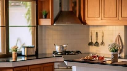 বৈশাখ আসার আগেই রান্নাঘরের রাখুন এই জিনিসগুলি, অস্বাভাবিক বদল আসবে সংসারে