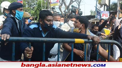 স্বচ্ছ ও দুর্নীতি মুক্ত নিয়োগের দাবি, PSC ভবনের সামনে চাকরি প্রার্থীদের আন্দোলনে উত্তাল কলকাতা